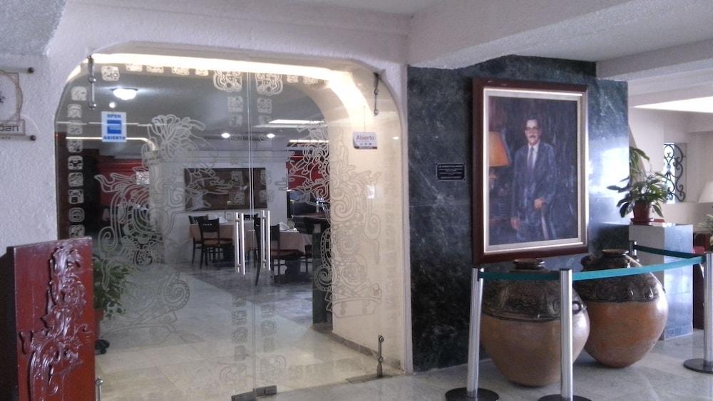 Hotel Maya Tabasco فيلاهيرموسا المظهر الخارجي الصورة